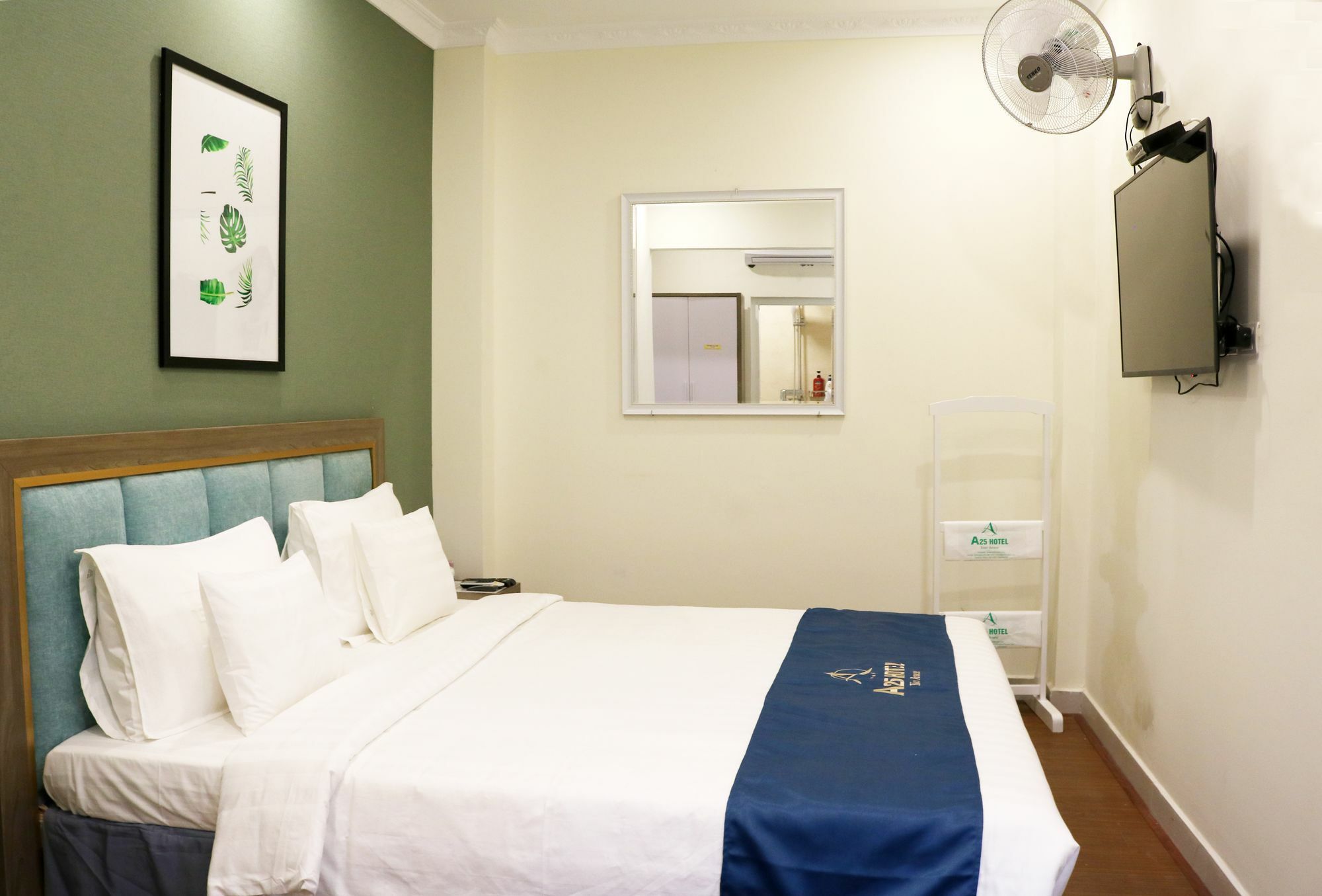 A25 Hotel - 109 Truc Bach Hanoi Dış mekan fotoğraf